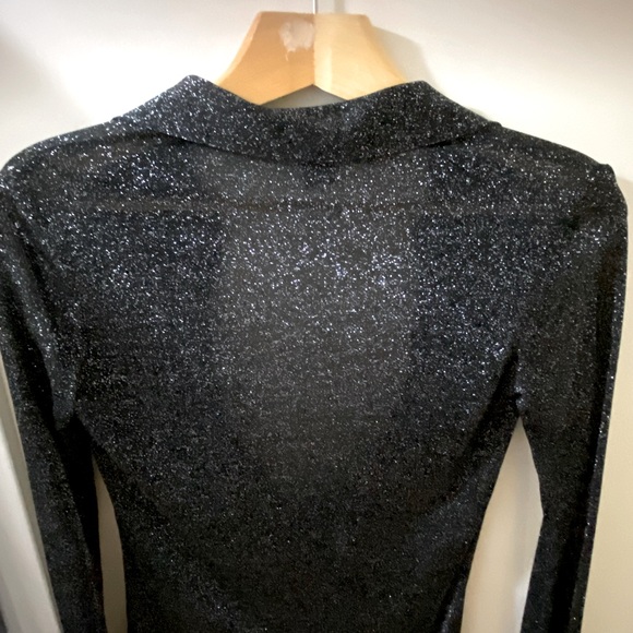 THE LIMITED Silver Glitter Holiday V-Neck Top - Picture 2 of 3